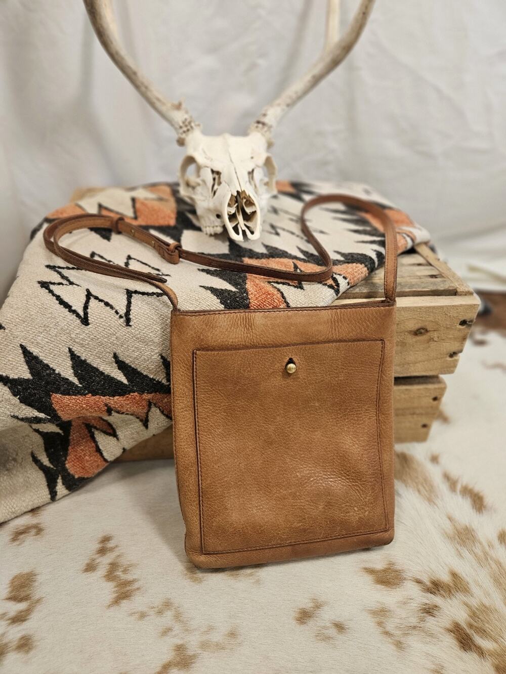 Madewell English Saddle Tan Leather Crossbody Bag Minimalist Small Messenger